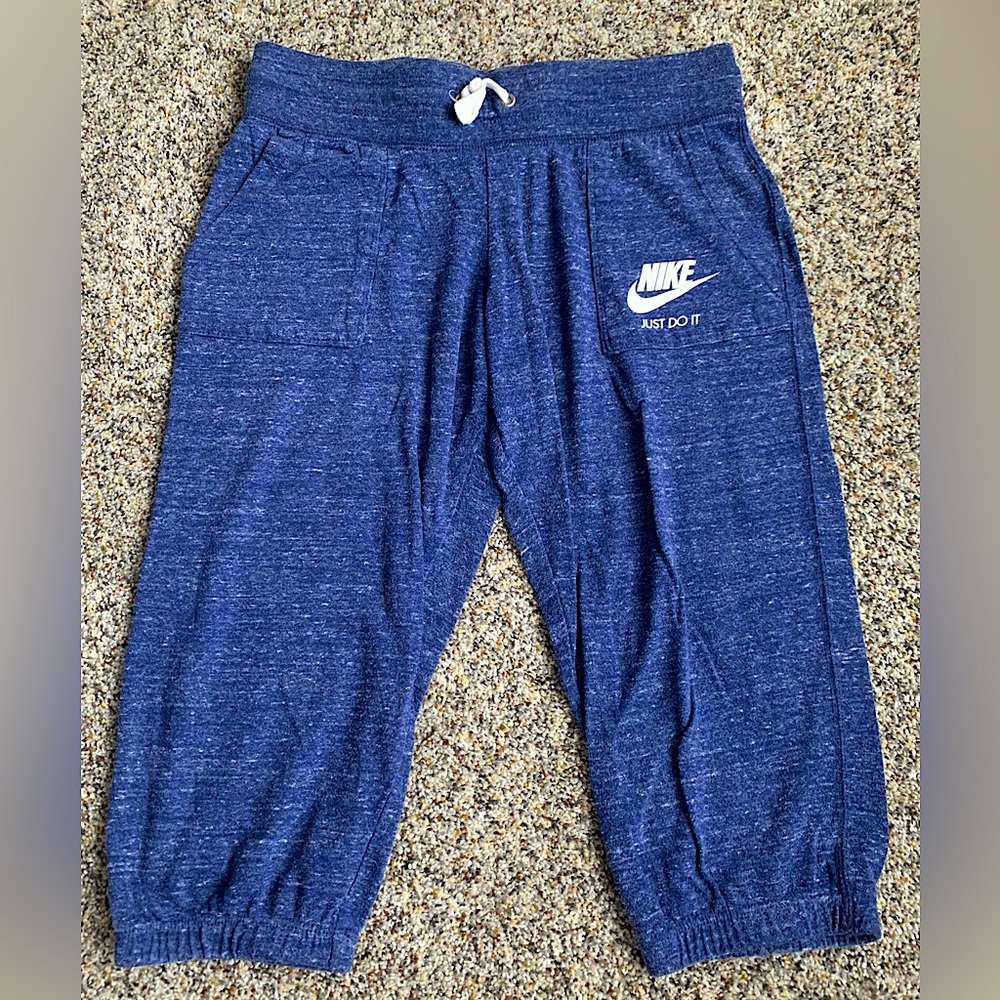 Nike Capri Joggers